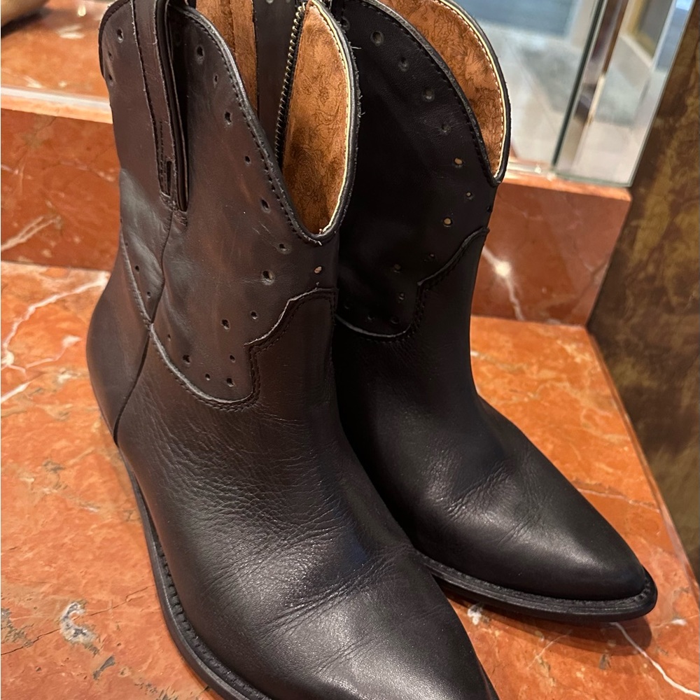 Lucky Brand Boots size 10